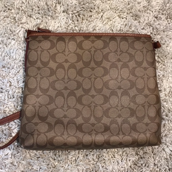Coach Signature Zip-Top Messenger Bag - Picture 2 of 7